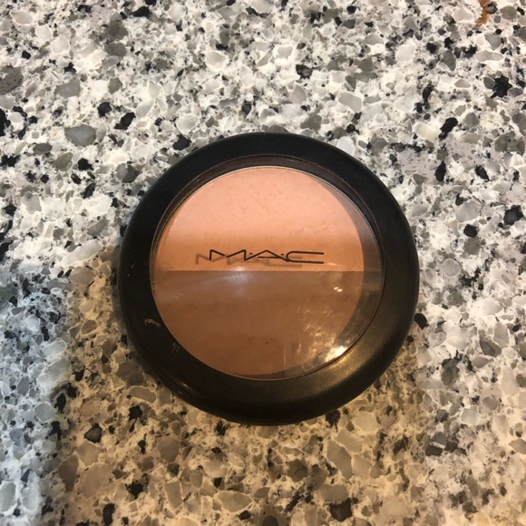 ✅SOLD✅MAC Accentuate/Sculpt✅ SOLD✅ - Picture 1 of 3